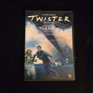 Twister DVD Widescreen Warner Bros Movie
